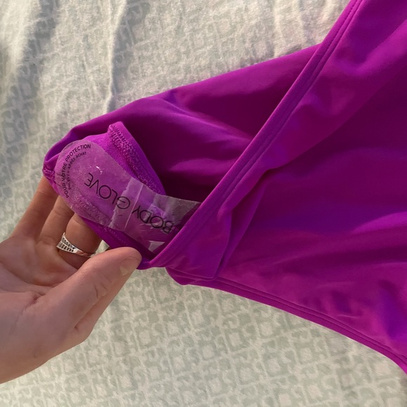 Body Glove swim suit the look logo 90s one piece - Picture 2 of 2